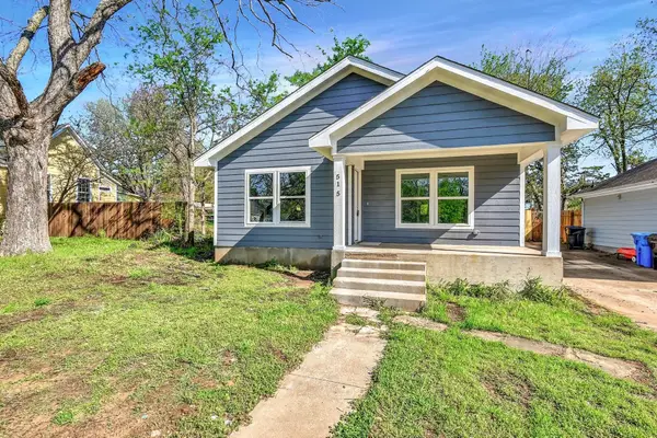 515 E Sears Street, Denison, TX 75021