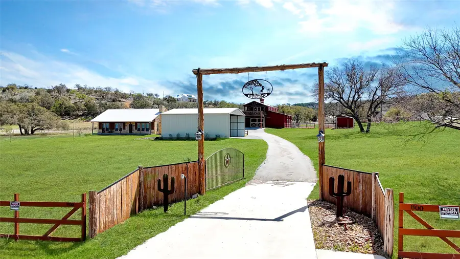 800 Quarter Horse Circle, Kingsland, TX 78639 - Image #3