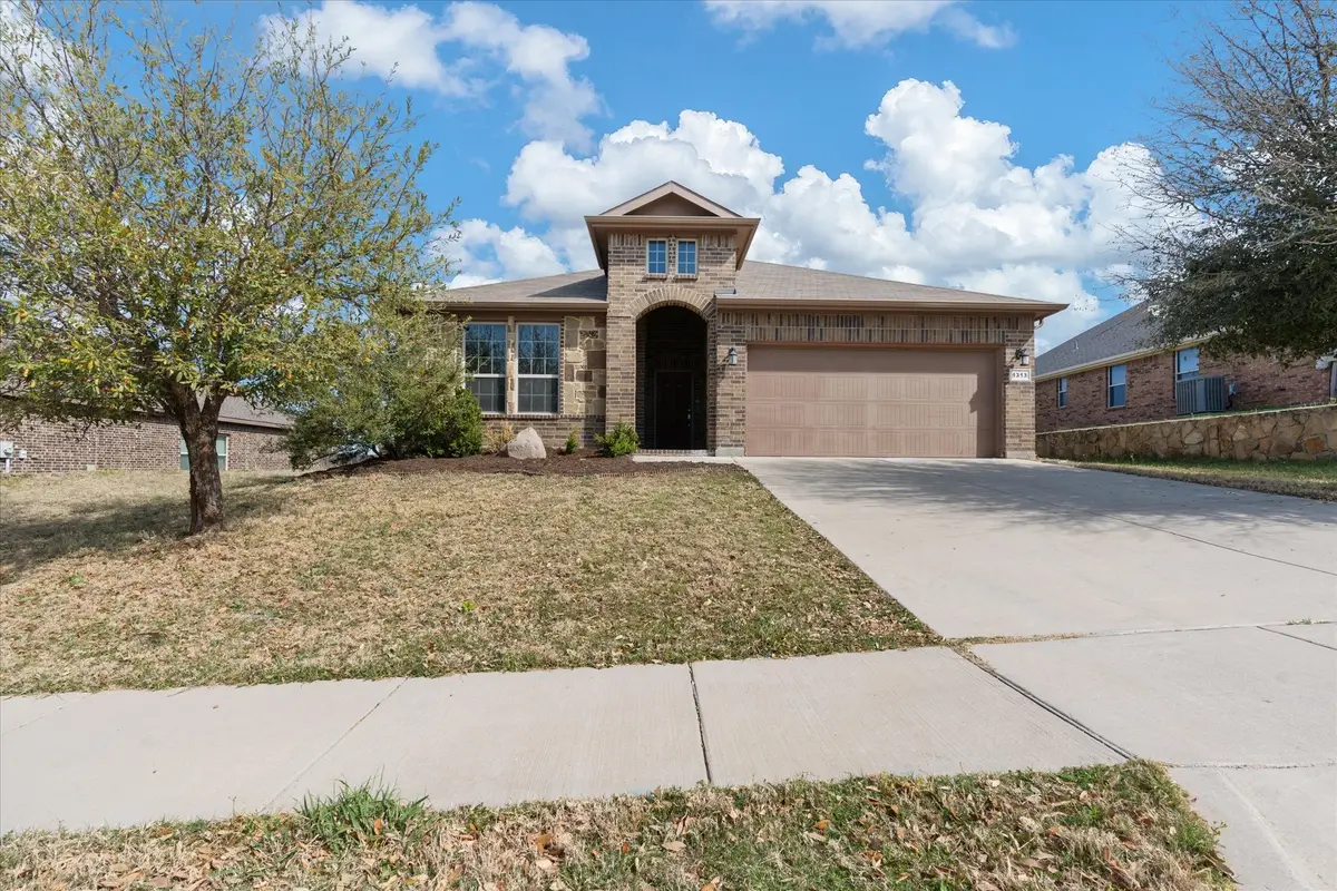 1313 Meadowlakes Drive, Azle, TX 76020 - Image #1