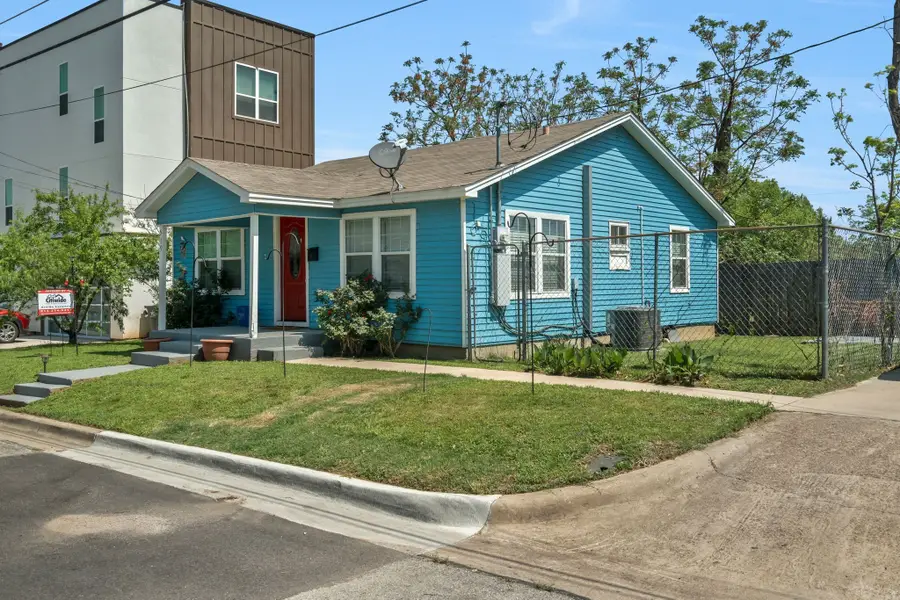 519 Taylor Street, Arlington, TX 76011 - Image #3