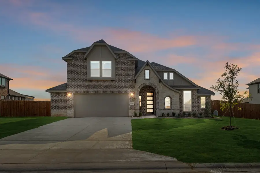 12704 Whispering Wind Drive, Godley, TX 76044 - Image #2