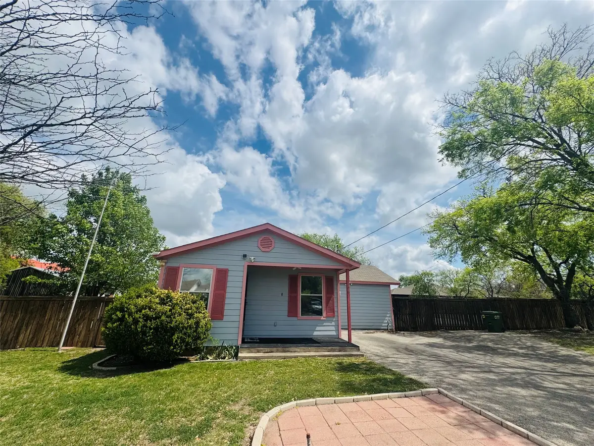 308 Hallvale Drive, White Settlement, TX 76108 - Image #1