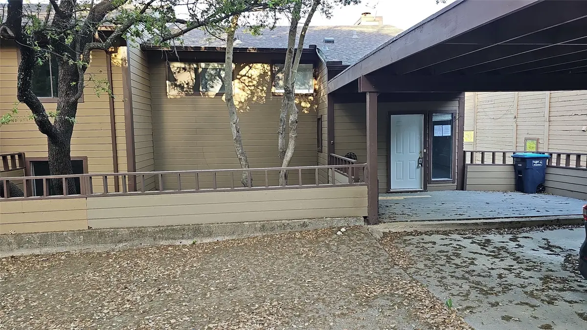 746 Haven Lane, Fort Worth, TX 76112 - Image #1