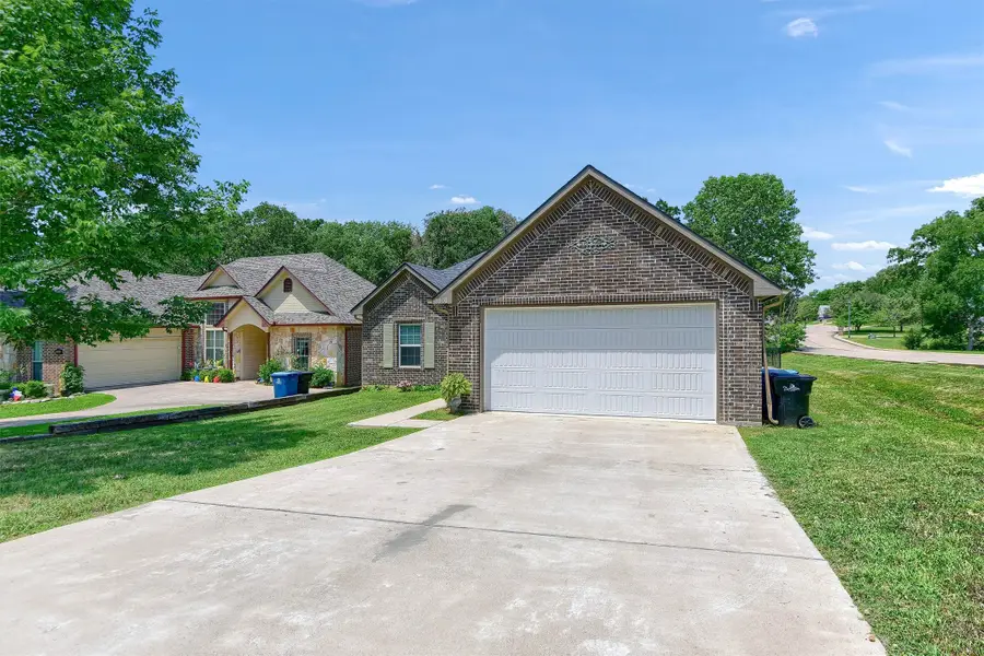 3101 S College Boulevard, Denison, TX 75020 - #3