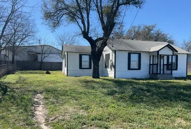 109 Garner Road, Weatherford, TX 76086 - Image #2