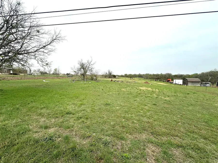 310 Grand, Dublin, TX 76446 - Image #3