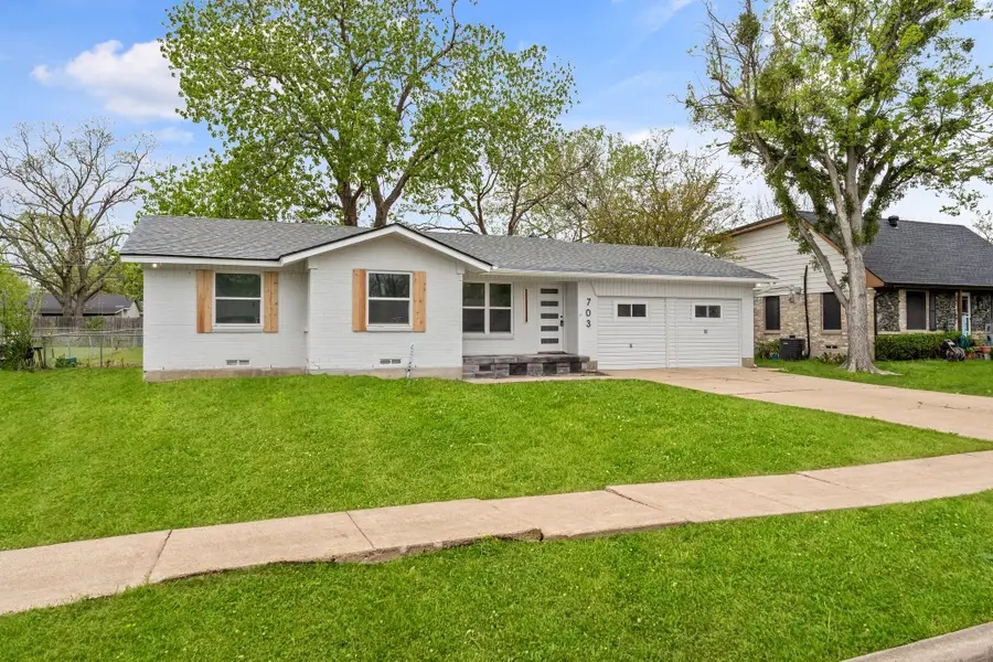 703 Caladium Drive, Mesquite, TX 75149 - Image #2