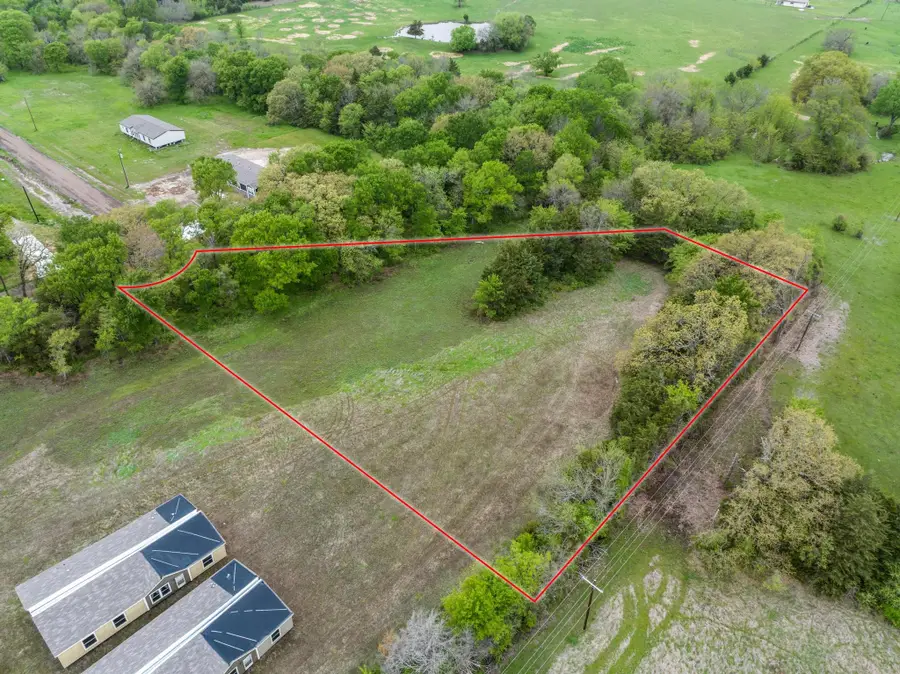 211 Largo Street, Bonham, TX 75418 - Image #3