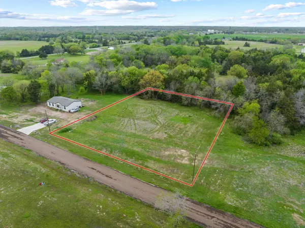 333 Hemby Way, Bonham, TX 75418