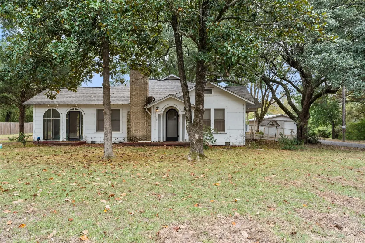 1302 E 1st Street, Mount Pleasant, TX 75455 - Image #1