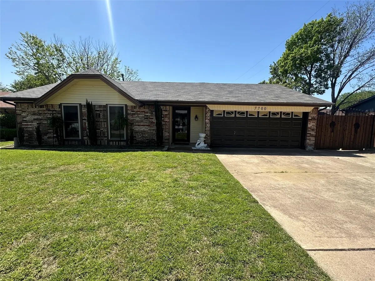 7700 Briarwood Drive, North Richland Hills, TX 76182 - Image #1