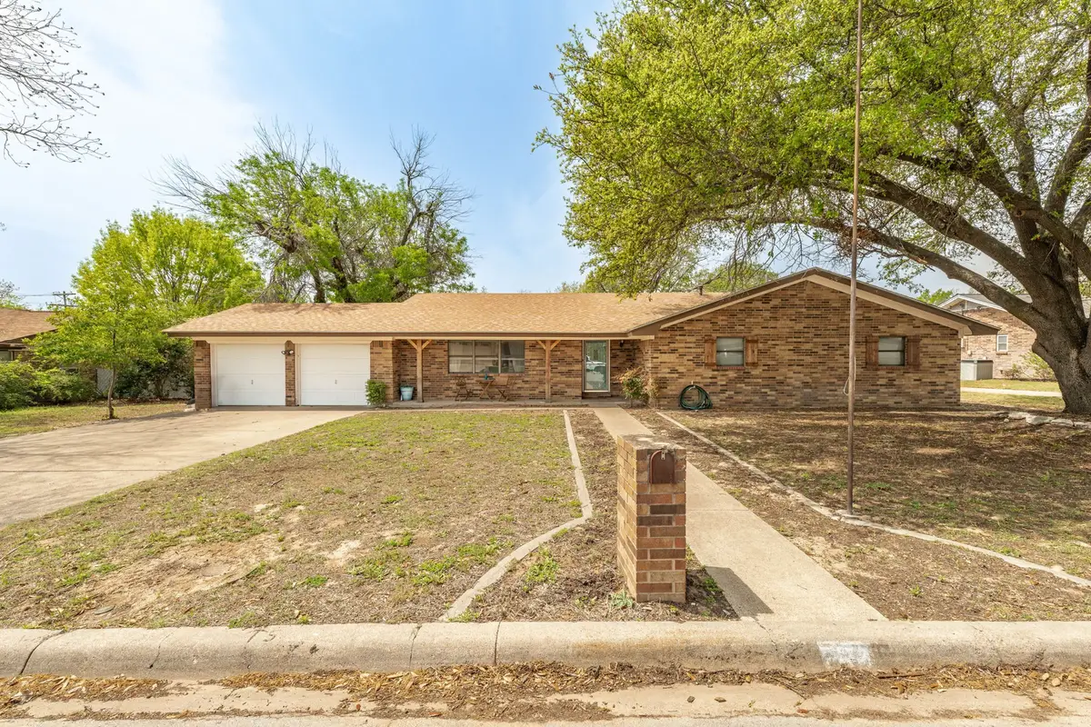 2471 W Mimosa Lane, Stephenville, TX 76401 - Image #1