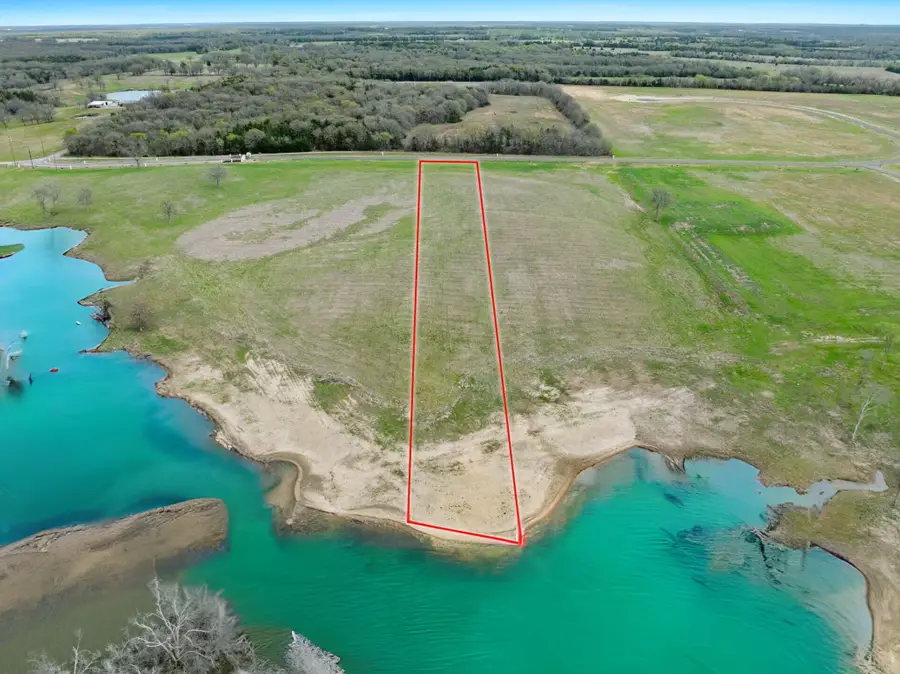 376 Shores Drive, Honey Grove, TX 75446 - Image #3