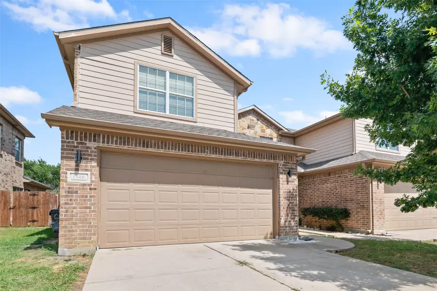 154 Castleridge Drive #B, Little Elm, TX 75068 - Image #3