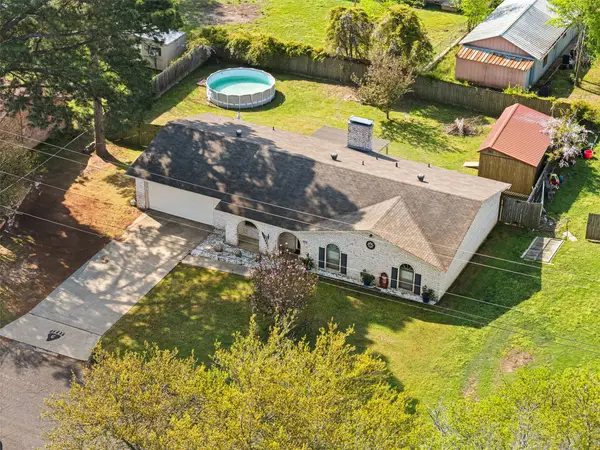 2207 Pinecrest, Gladewater, TX 75647