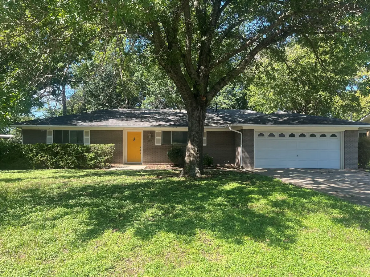 1618 Kendolph Drive, Denton, TX 76205 - Image #1