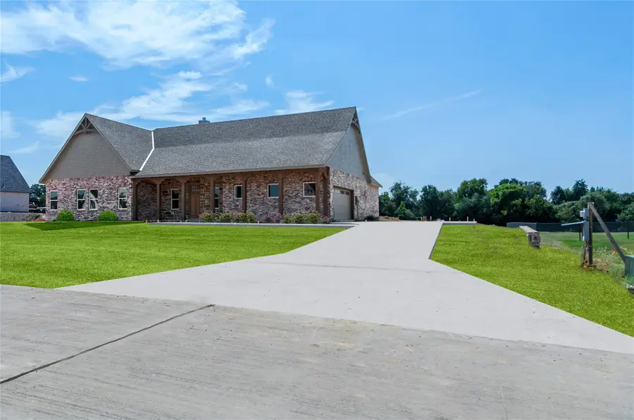 541 Cornerstone Avenue, Reno, TX 76020 - Image #2