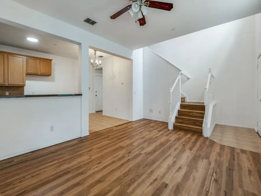 4908 Heather Glen Trail, McKinney, TX 75070 - Image #3