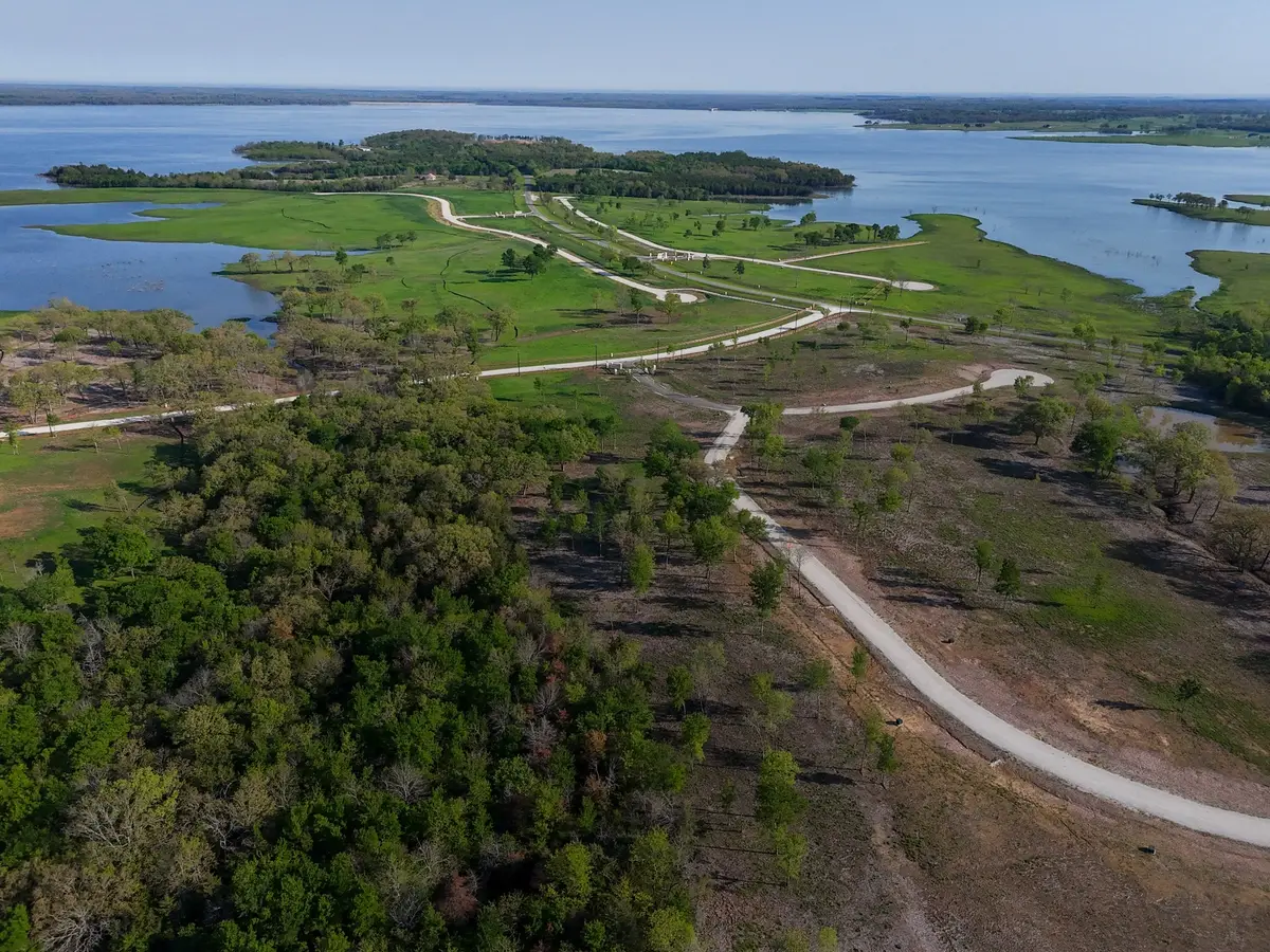 254 Timberland Heights, Windom, TX 75492 - Image #1