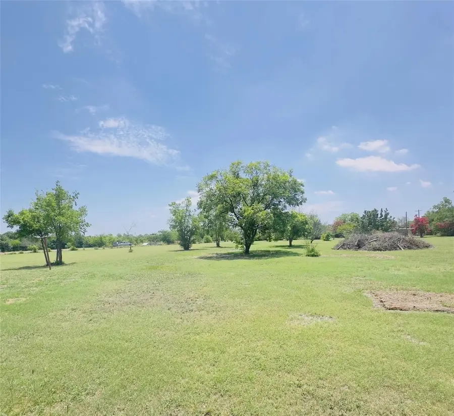 18030 Tydings Road, Justin, TX 76247 - Image #2