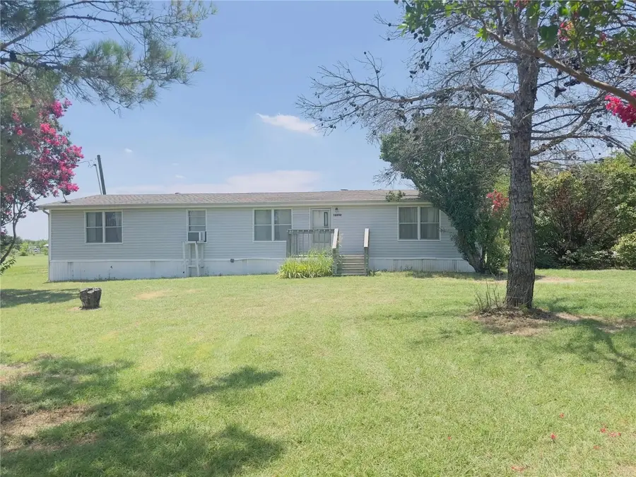 18030 Tydings Road, Justin, TX 76247 - Image #3