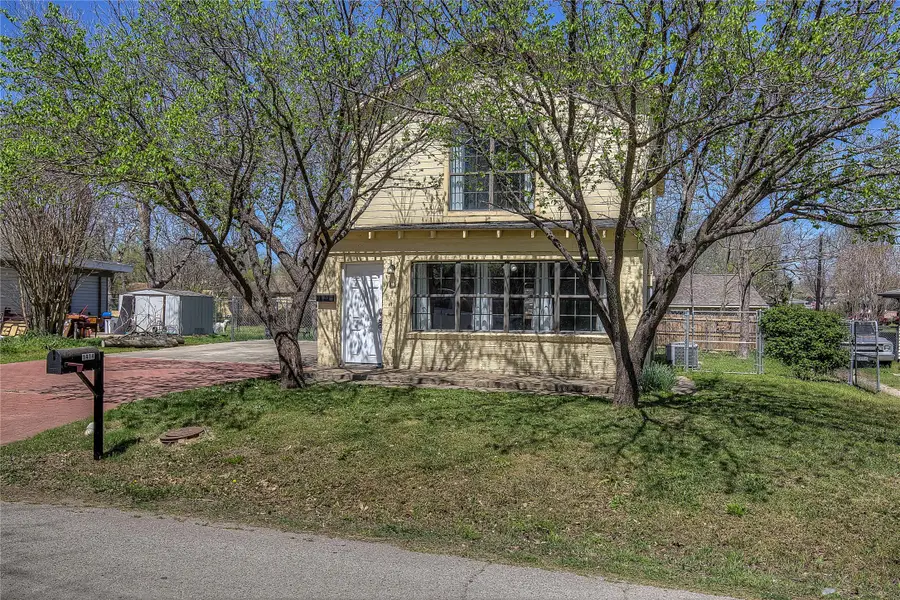 1414 Walworth Street, Greenville, TX 75401 - Image #2