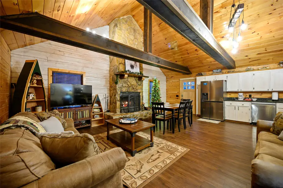 155 Split Shot Circle, Broken Bow, OK 74728 - Image #2