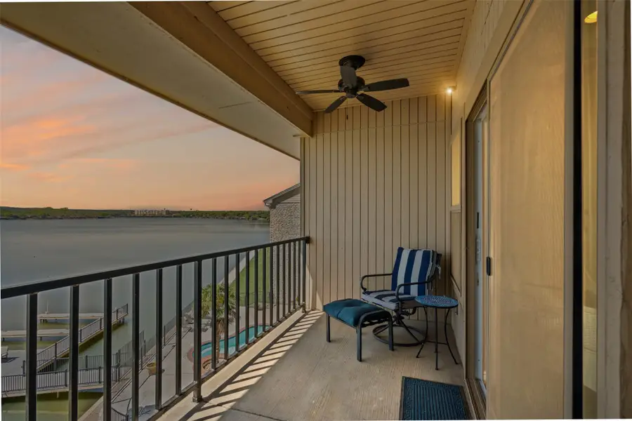 401 E Pearl Street #2306, Granbury, TX 76048 - Image #3