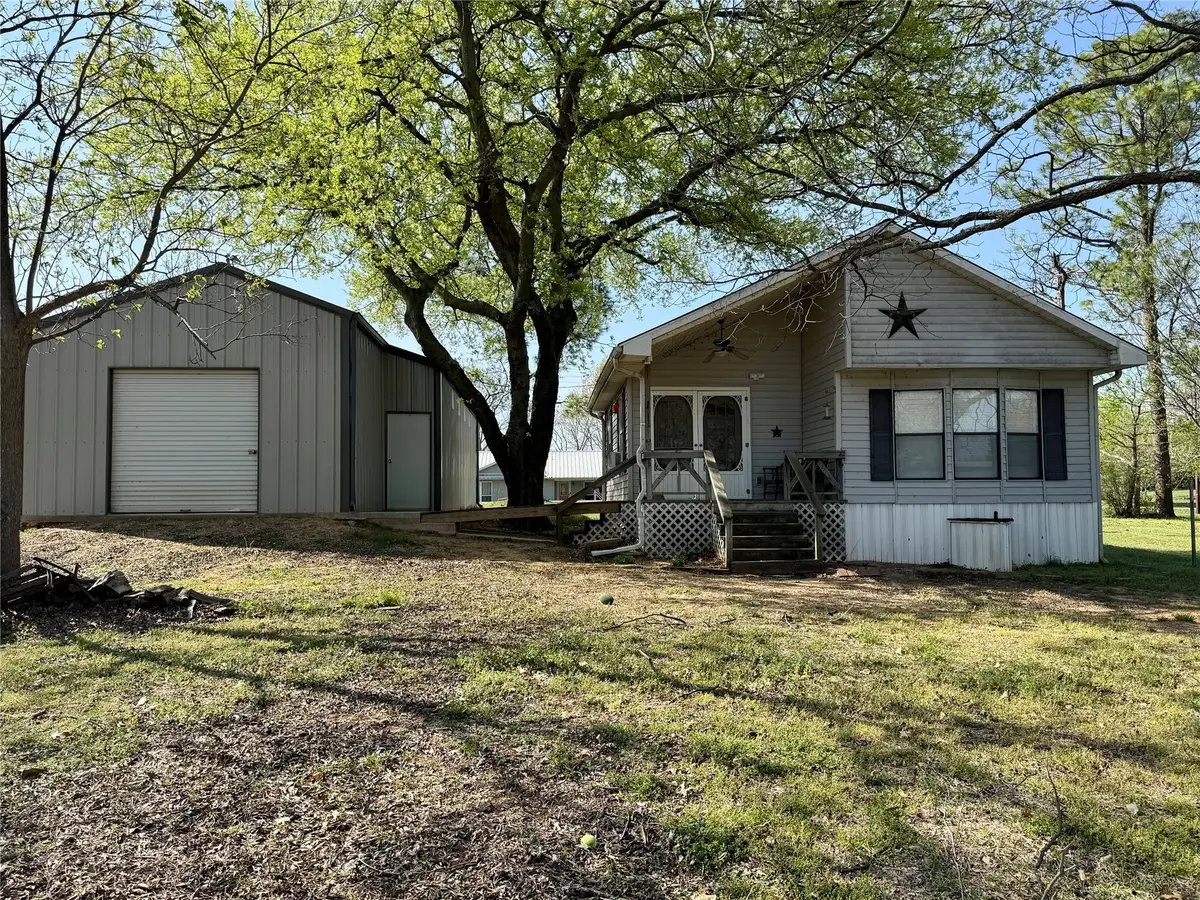 306 Oak Street, Nocona, TX 76255 - Image #1