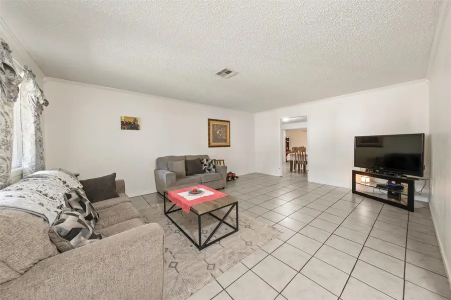 1001 N 57 Th Street, Waco, TX 76710 - Image #2