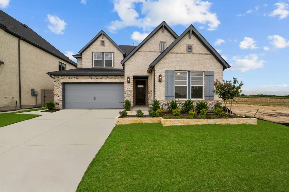 11717 Wildwood Street, Justin, TX 76247 - Image #1