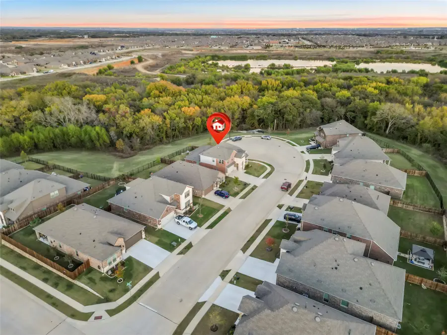 11221 Camelot Court, Aubrey, TX 76227 - Image #2