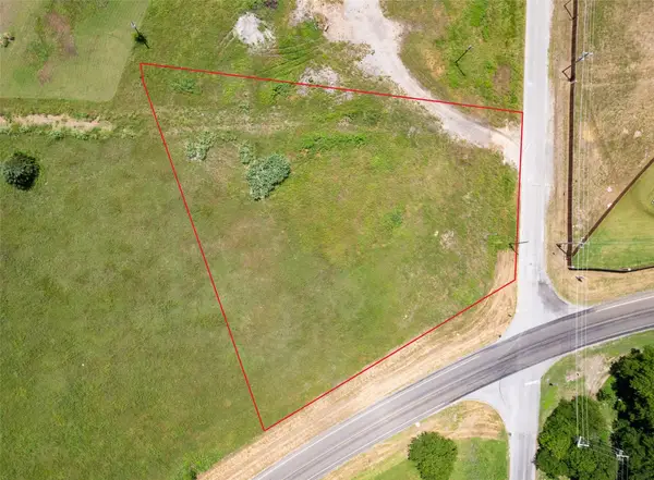 2401 County Road 213, Venus, TX 76084