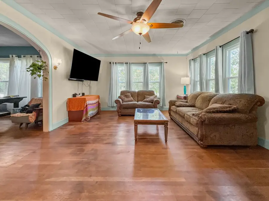 601 S Bell Street, Hamilton, TX 76531 - Image #3