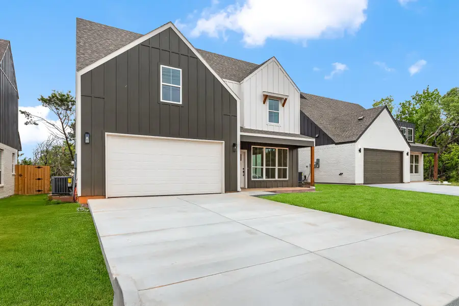 5703 Barkridge Drive, Granbury, TX 76048 - Image #2