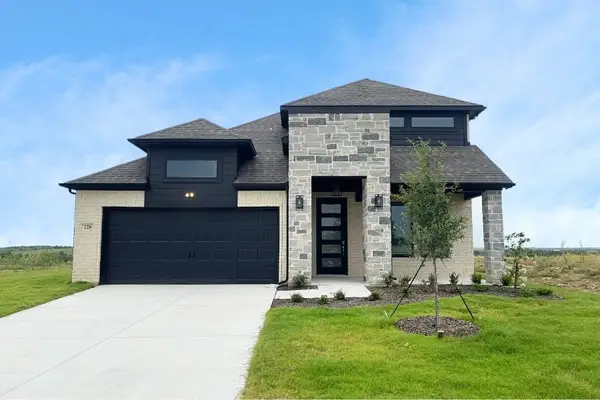 228 Cattleman Street, Venus, TX 76084