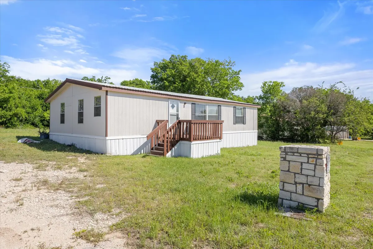 3520 Evergreen Drive, Granbury, TX 76048 - Image #1