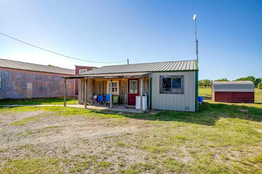 10669 Mineral Wells Highway, Weatherford, TX 76088 - Image #3