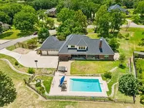 1555 Hunterglenn Drive, Aledo, TX 76008 - Image #1