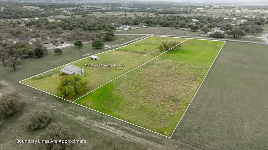 105 Silver Saddle Circle, Weatherford, TX 76087 - Image #3