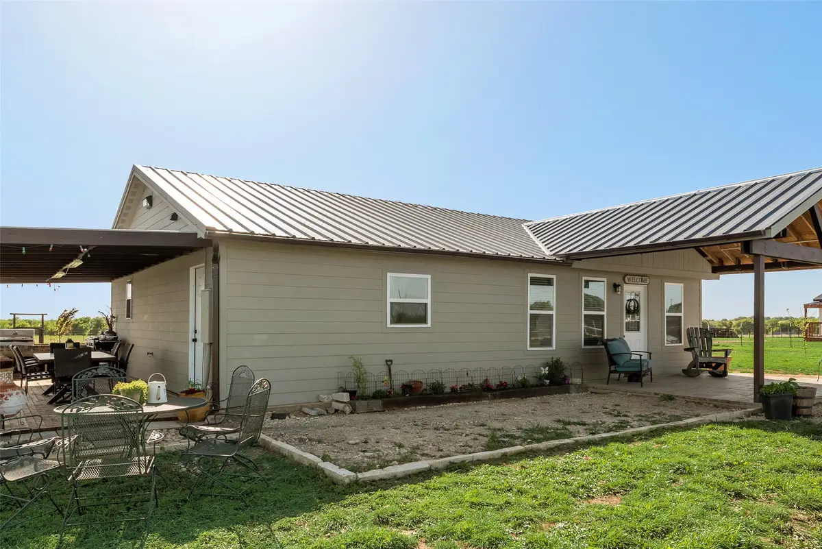 199 Hill County Road 4434, Itasca, TX 76055 - Image #1