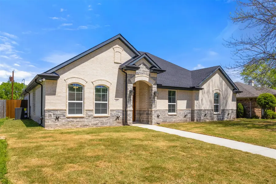 349 Kimberly Drive, Mesquite, TX 75149 - Image #2