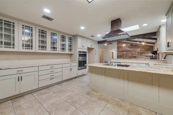 17535 Country Club Drive, Kemp, TX 75143