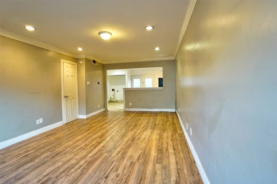 3420 Hidalgo Drive #206, Dallas, TX 75220 - Image #3