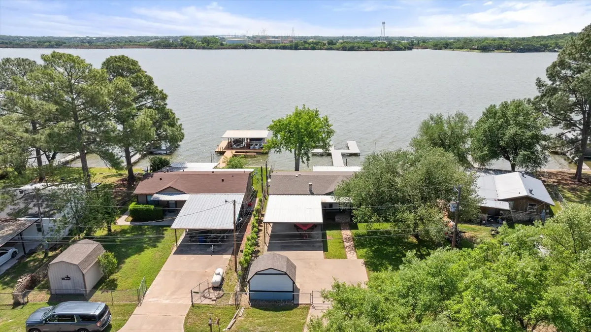 4433 Wildwood Circle, Granbury, TX 76049 - Image #1