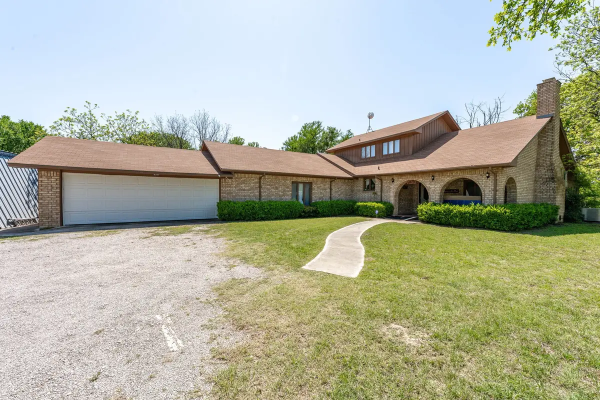 317 Peach Street, Dublin, TX 76446 - Image #1