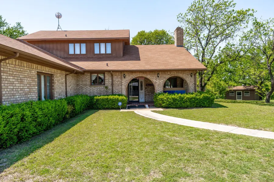 317 Peach Street, Dublin, TX 76446 - Image #2