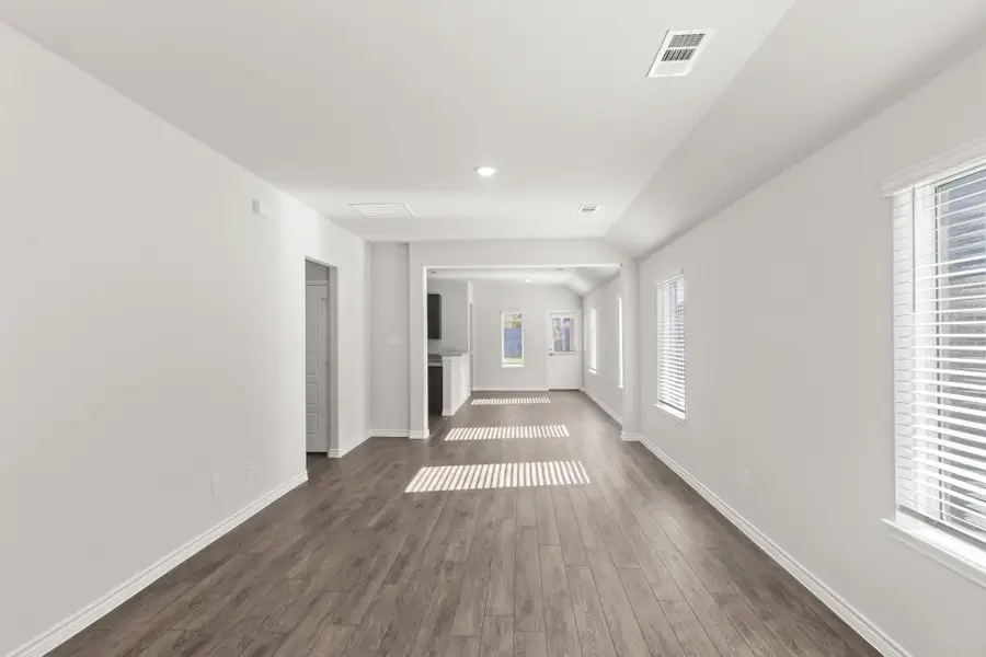 1505 Romans Road, Ennis, TX 75119 - Image #3