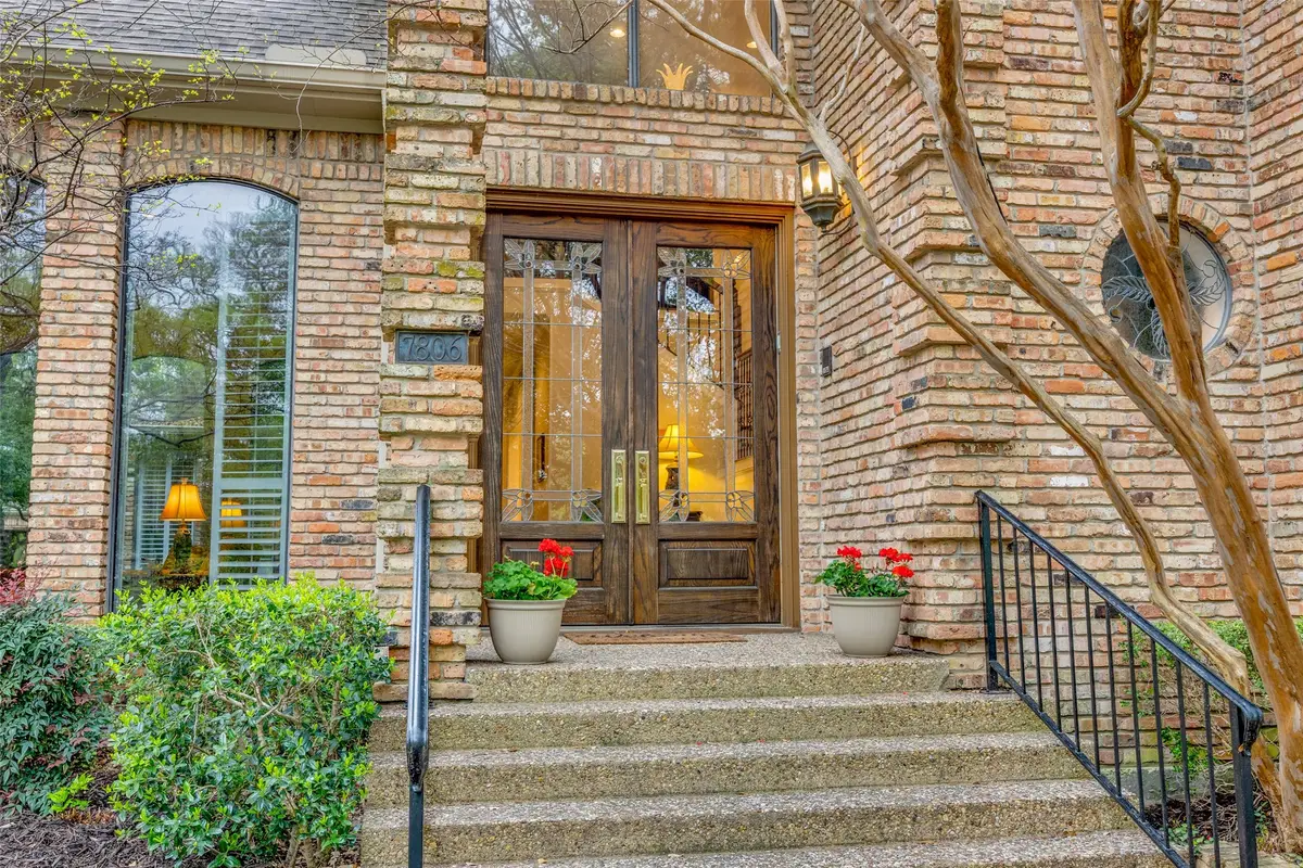 7806 Glen Albens Circle, Dallas, TX 75225 - Image #1