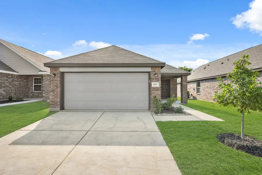 1507 Romans Road, Ennis, TX 75119 - Image #2